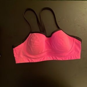 Victoria’s Secret Dream Angles Sports Bra hot pink
